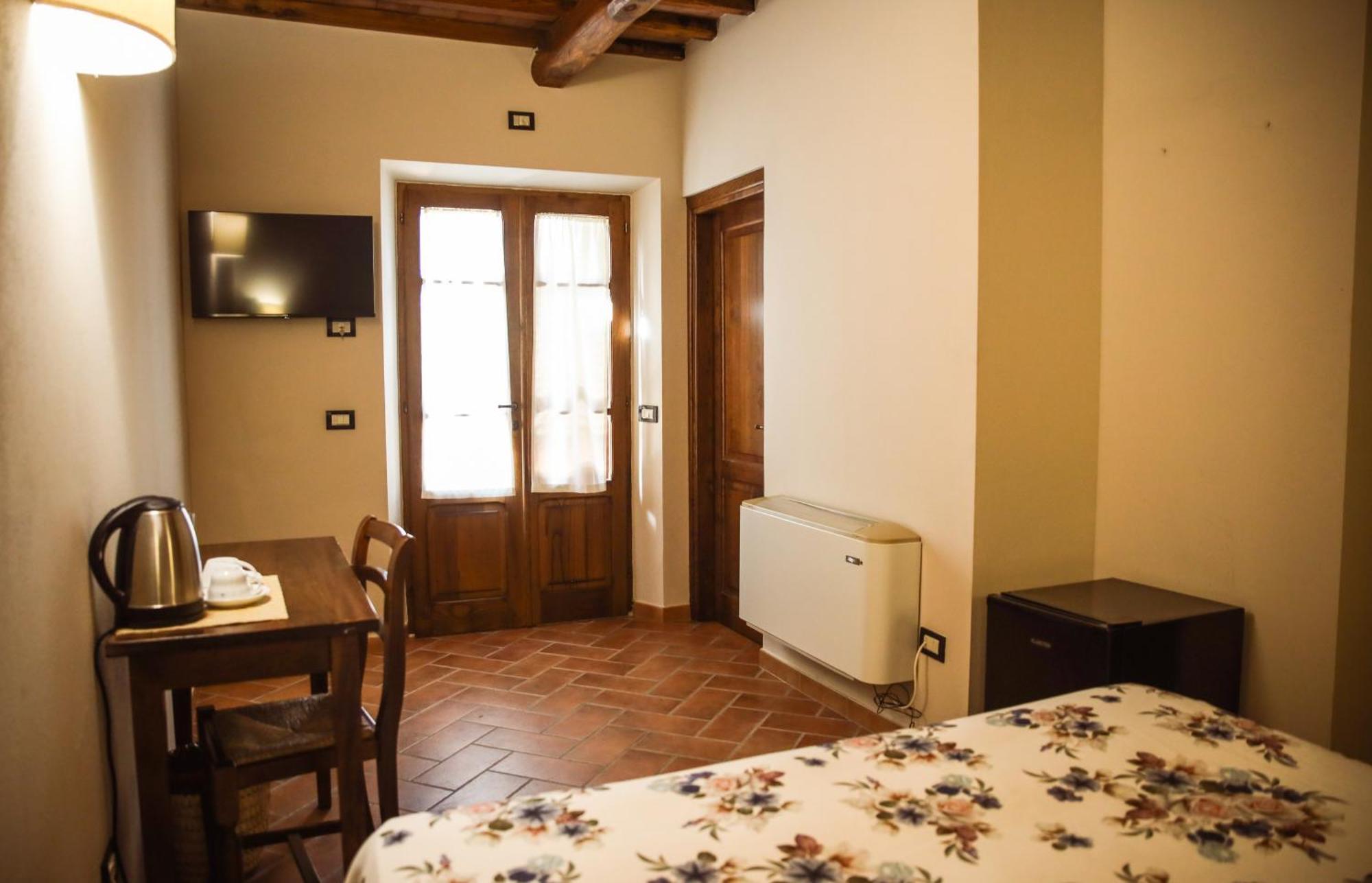 Agriturismo La Vecchia Quercia Montemerano Luaran gambar